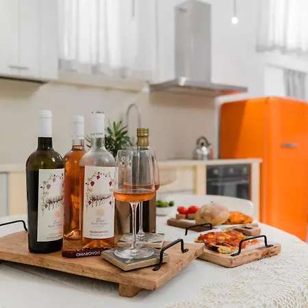 Bacchus Historic Nyaraló Otranto