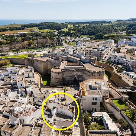 Bacchus Historic Holiday home Otranto