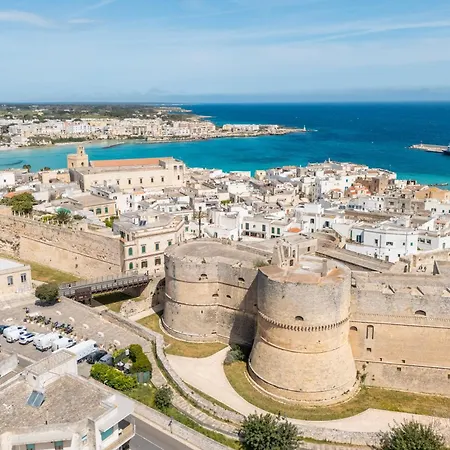 Bacchus Historic Otranto